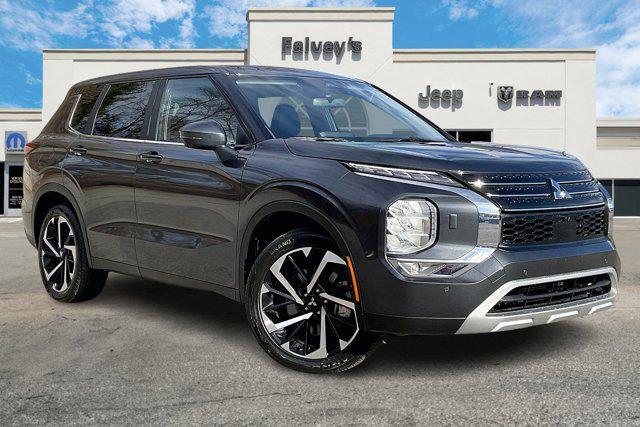 used 2024 Mitsubishi Outlander car, priced at $26,420