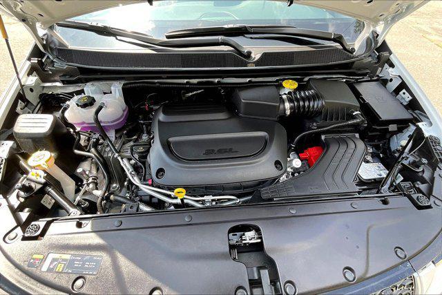 new 2025 Chrysler Pacifica car, priced at $42,471