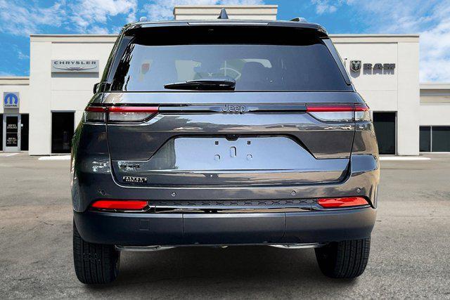 new 2025 Jeep Grand Cherokee car, priced at $41,992