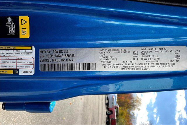 new 2025 Jeep Gladiator car, priced at $44,334