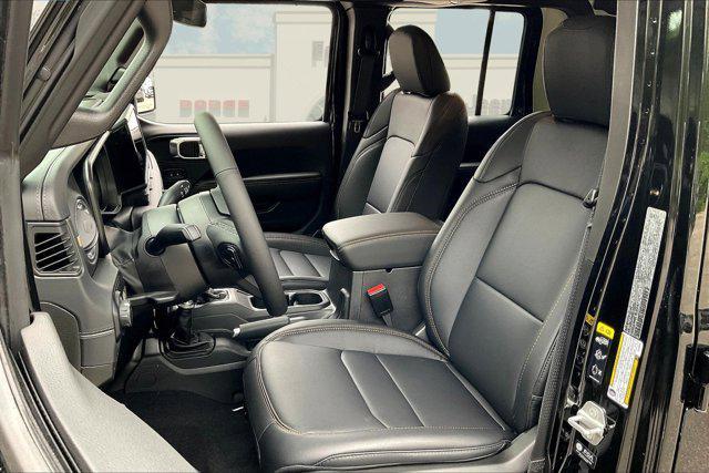 new 2025 Jeep Gladiator car, priced at $44,928