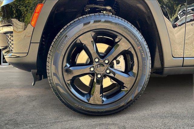 new 2025 Jeep Grand Cherokee L car, priced at $49,549