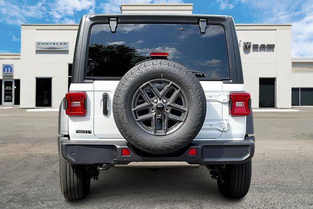 new 2025 Jeep Wrangler car, priced at $45,477