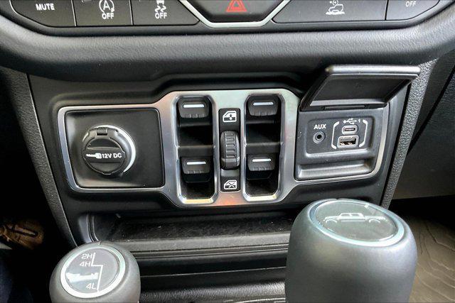 used 2025 Jeep Gladiator car, priced at $44,931