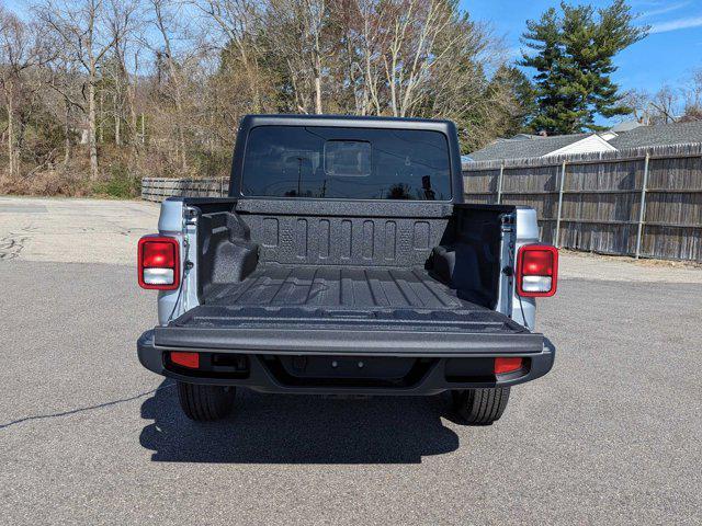 new 2024 Jeep Gladiator car, priced at $48,747