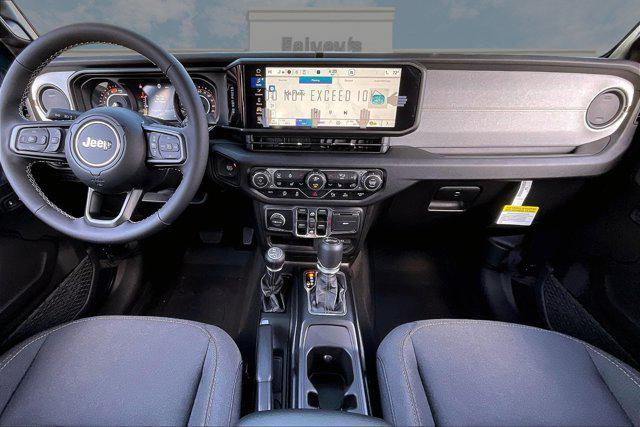 new 2025 Jeep Wrangler car, priced at $47,871