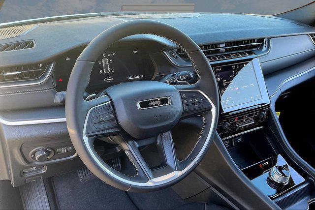 new 2025 Jeep Grand Cherokee car, priced at $38,146