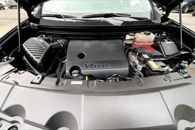 used 2022 Chevrolet Traverse car, priced at $30,508