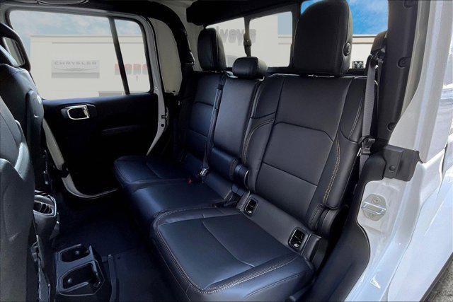 new 2025 Jeep Gladiator car, priced at $47,719