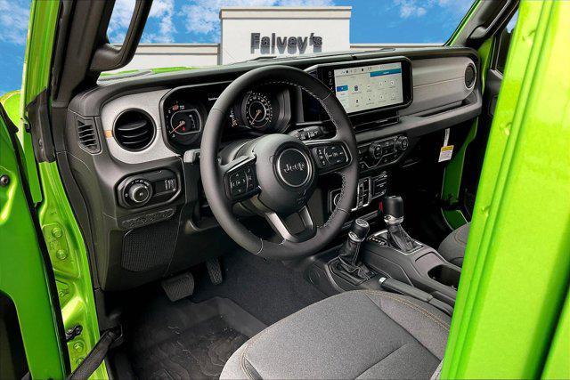 new 2025 Jeep Wrangler car, priced at $45,720