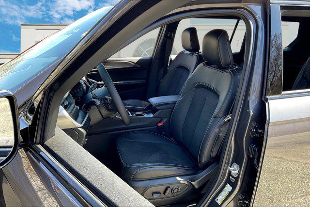 new 2025 Jeep Grand Cherokee L car, priced at $42,997