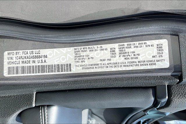 new 2025 Jeep Grand Cherokee L car, priced at $42,997