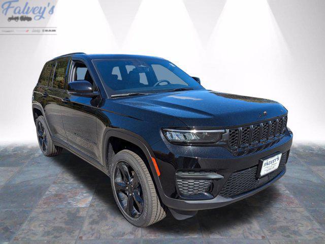 new 2025 Jeep Grand Cherokee car, priced at $44,474