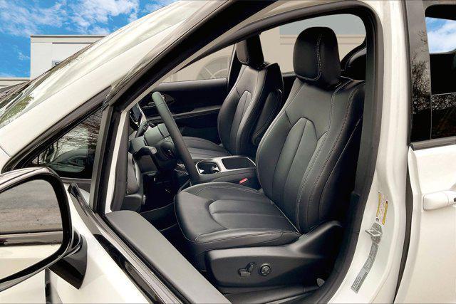 new 2026 Chrysler Pacifica car, priced at $45,258