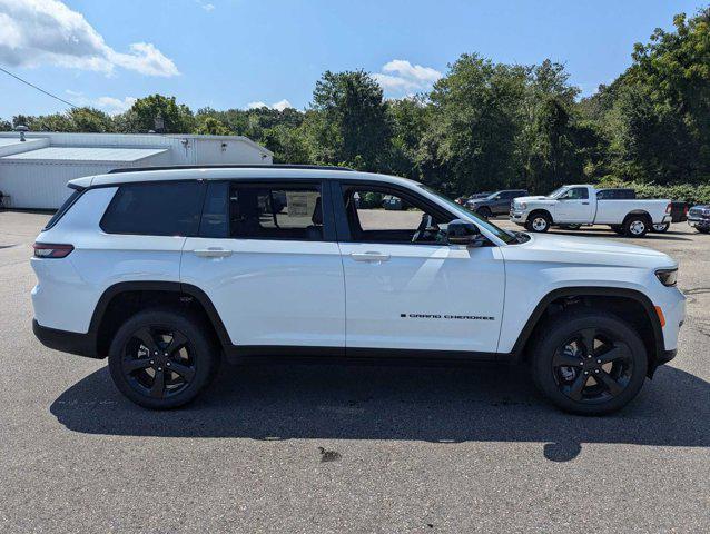 new 2024 Jeep Grand Cherokee L car, priced at $45,306