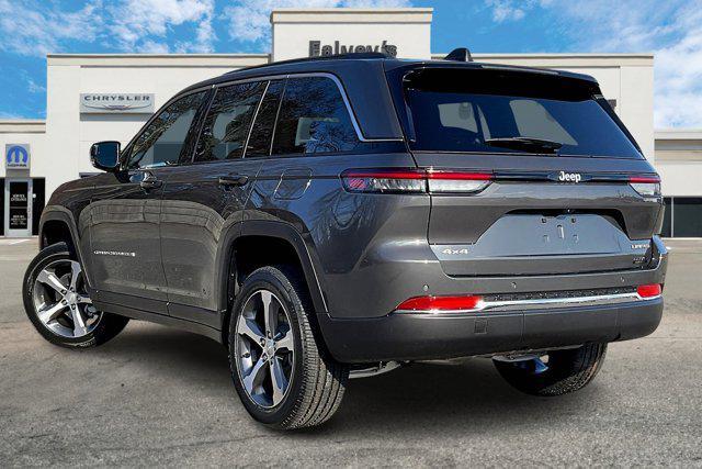 new 2025 Jeep Grand Cherokee car, priced at $47,151