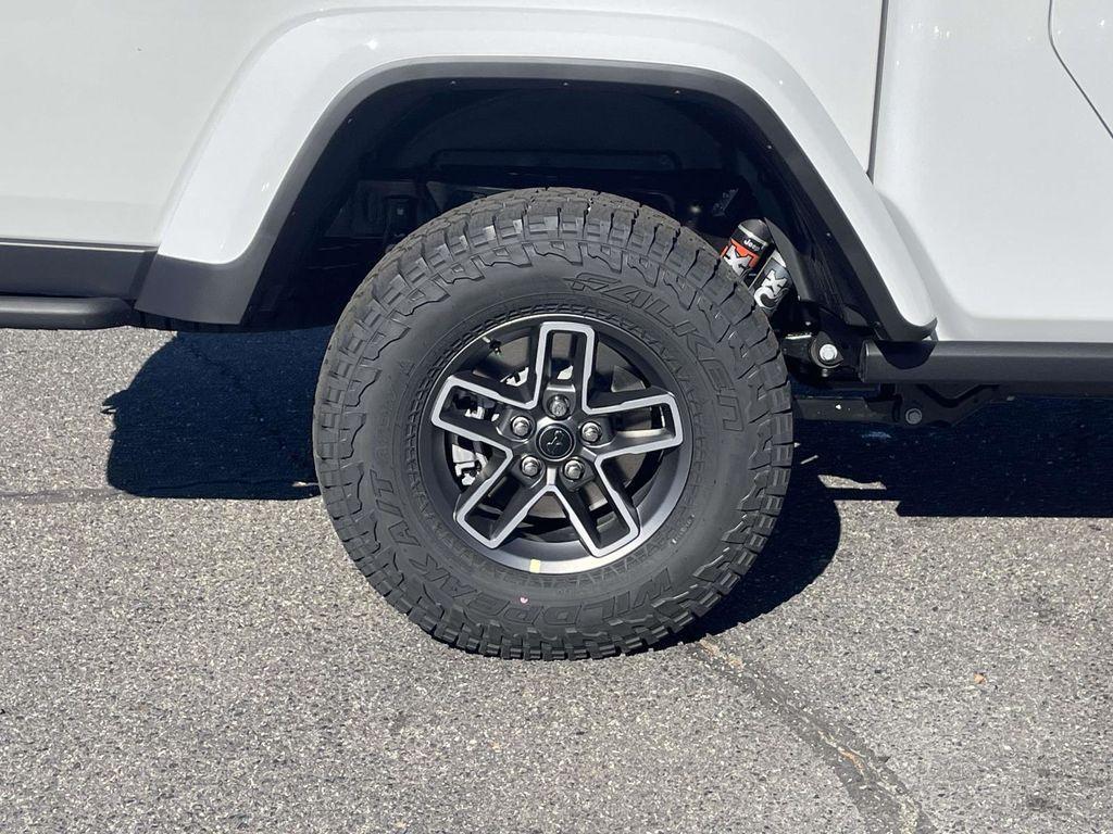 new 2026 Jeep Gladiator car, priced at $60,220