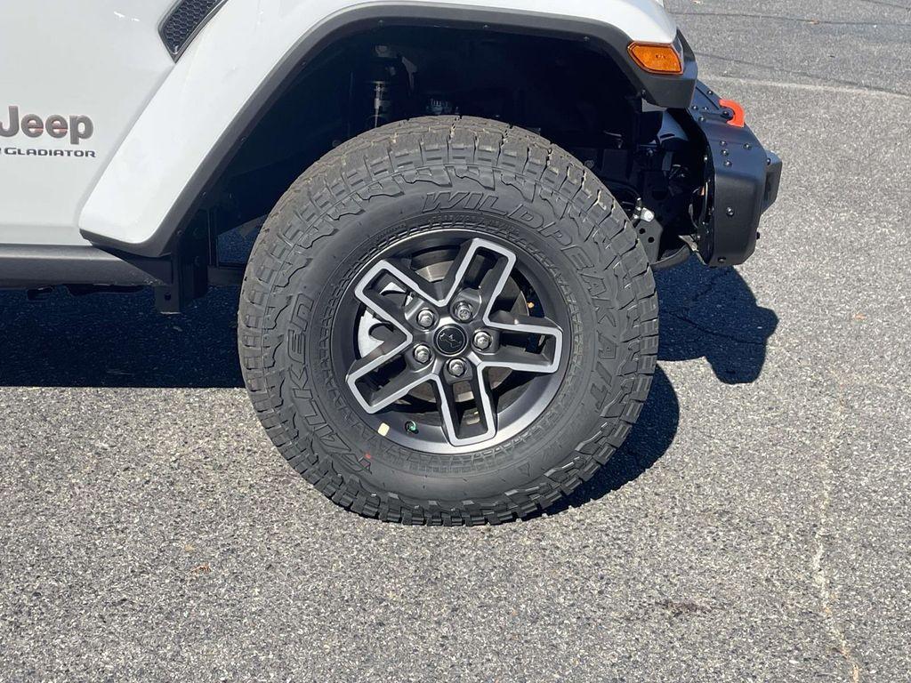 new 2026 Jeep Gladiator car, priced at $60,220