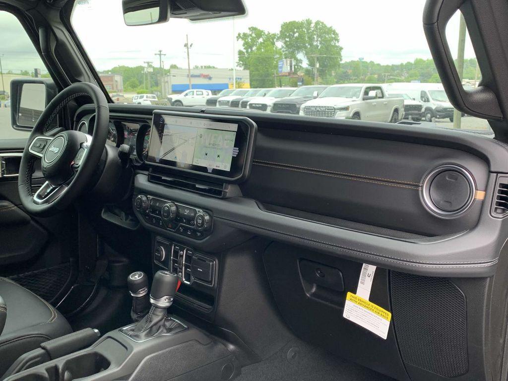 new 2025 Jeep Wrangler car, priced at $52,495