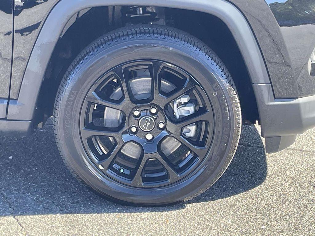 new 2026 Jeep Compass car, priced at $33,405