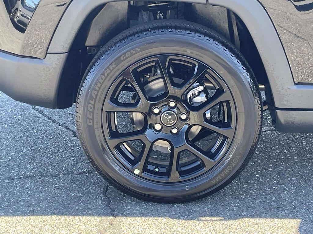 new 2026 Jeep Compass car, priced at $33,405