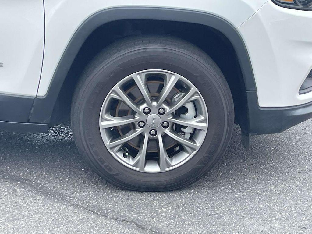 used 2022 Jeep Cherokee car, priced at $23,500
