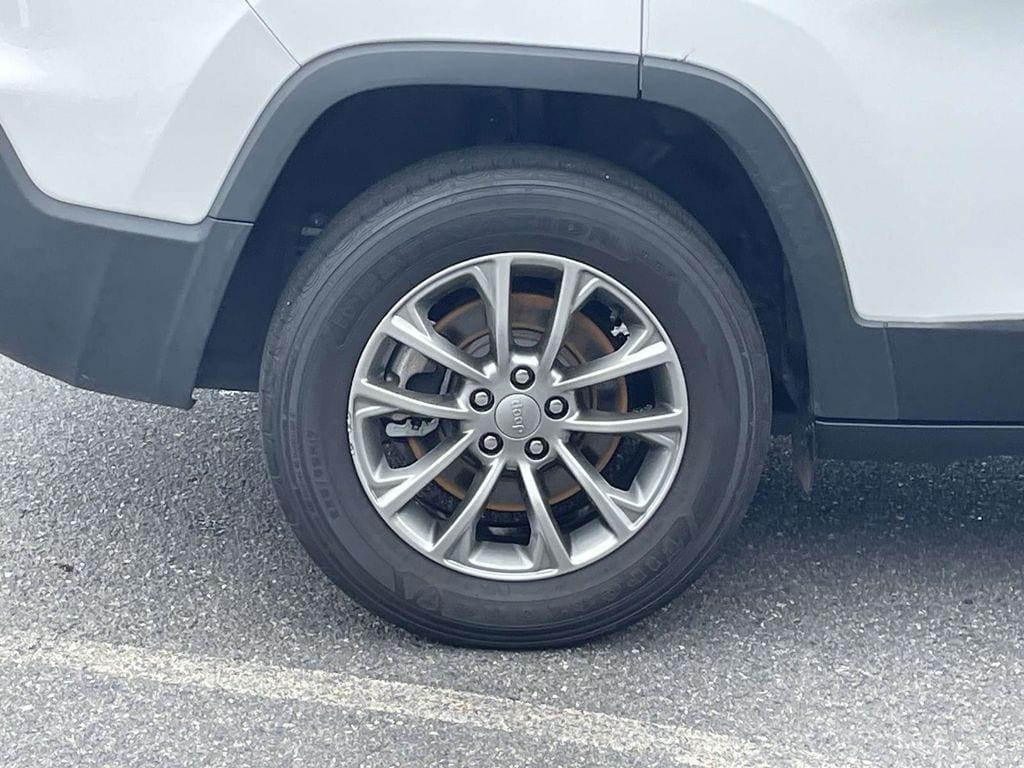 used 2022 Jeep Cherokee car, priced at $23,500