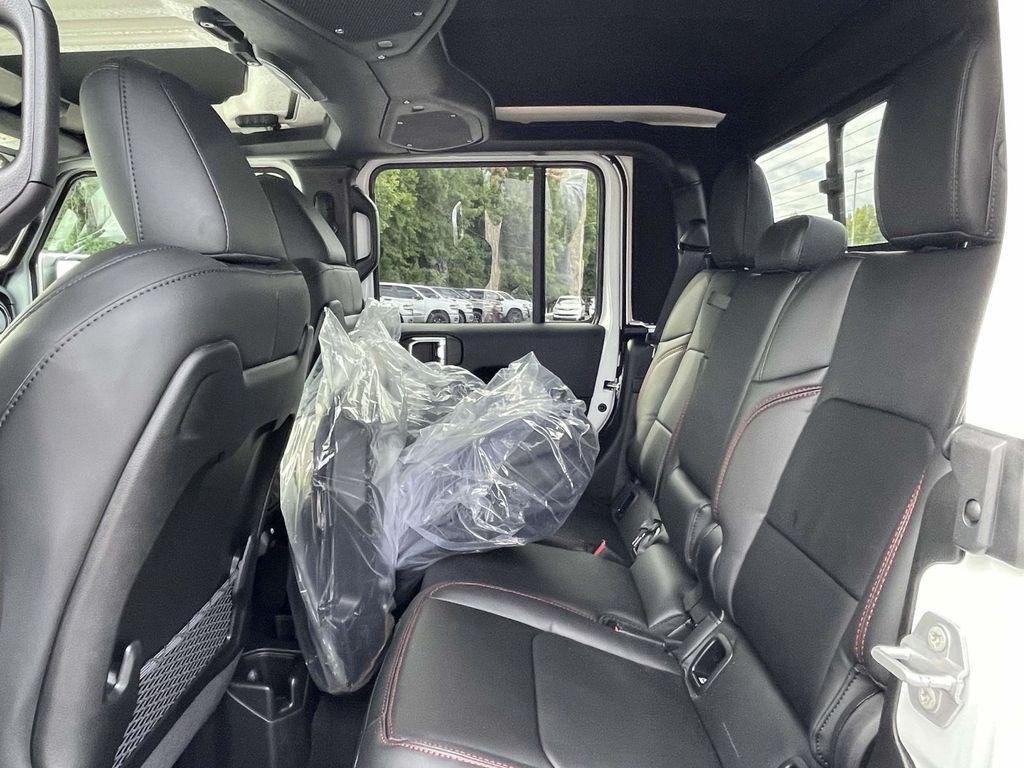 new 2025 Jeep Gladiator car, priced at $54,320