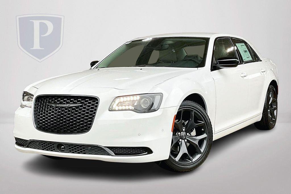 new 2023 Chrysler 300 car, priced at $31,995