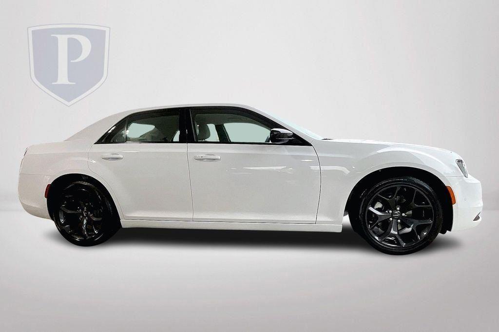 new 2023 Chrysler 300 car, priced at $31,995