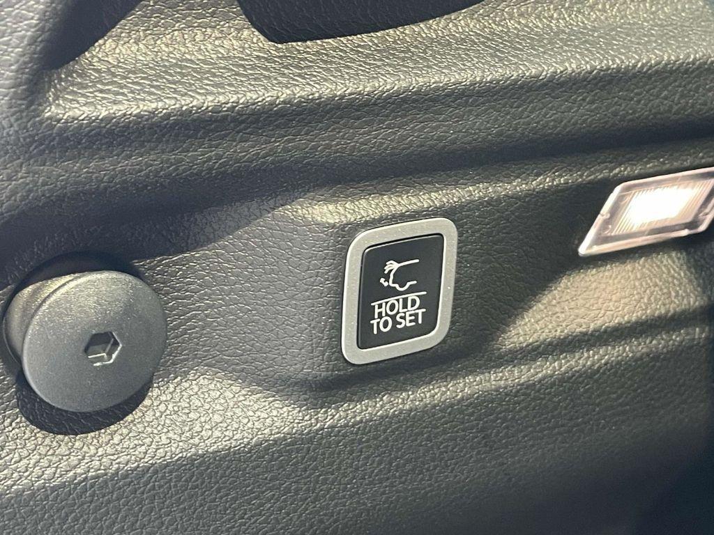 new 2025 Jeep Grand Cherokee L car, priced at $46,995