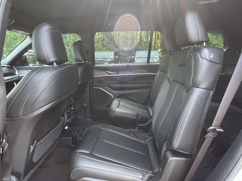 new 2025 Jeep Grand Cherokee L car, priced at $46,995