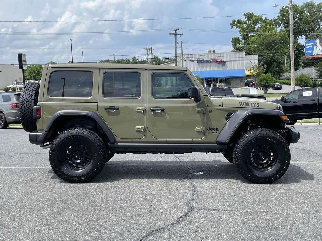 new 2025 Jeep Wrangler car, priced at $61,772