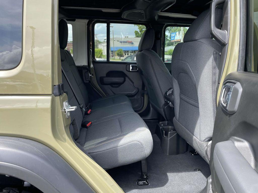 new 2025 Jeep Wrangler car, priced at $61,772