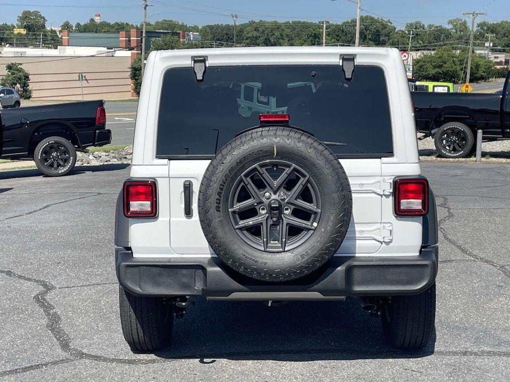 new 2025 Jeep Wrangler car, priced at $42,995