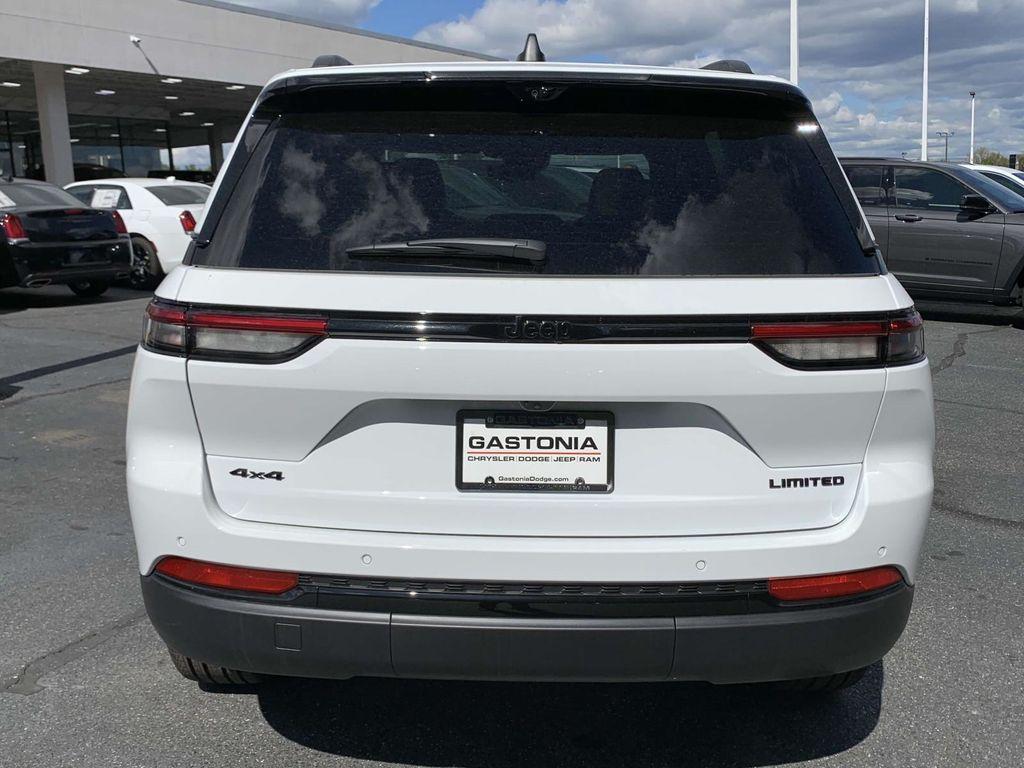 new 2025 Jeep Grand Cherokee car, priced at $49,360