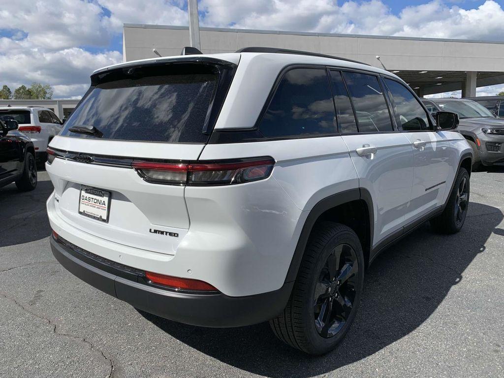 new 2025 Jeep Grand Cherokee car, priced at $49,360