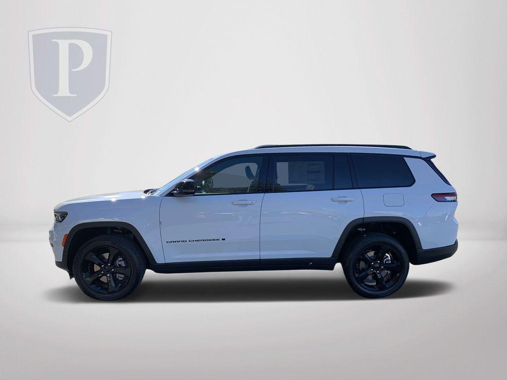 new 2025 Jeep Grand Cherokee L car, priced at $41,330