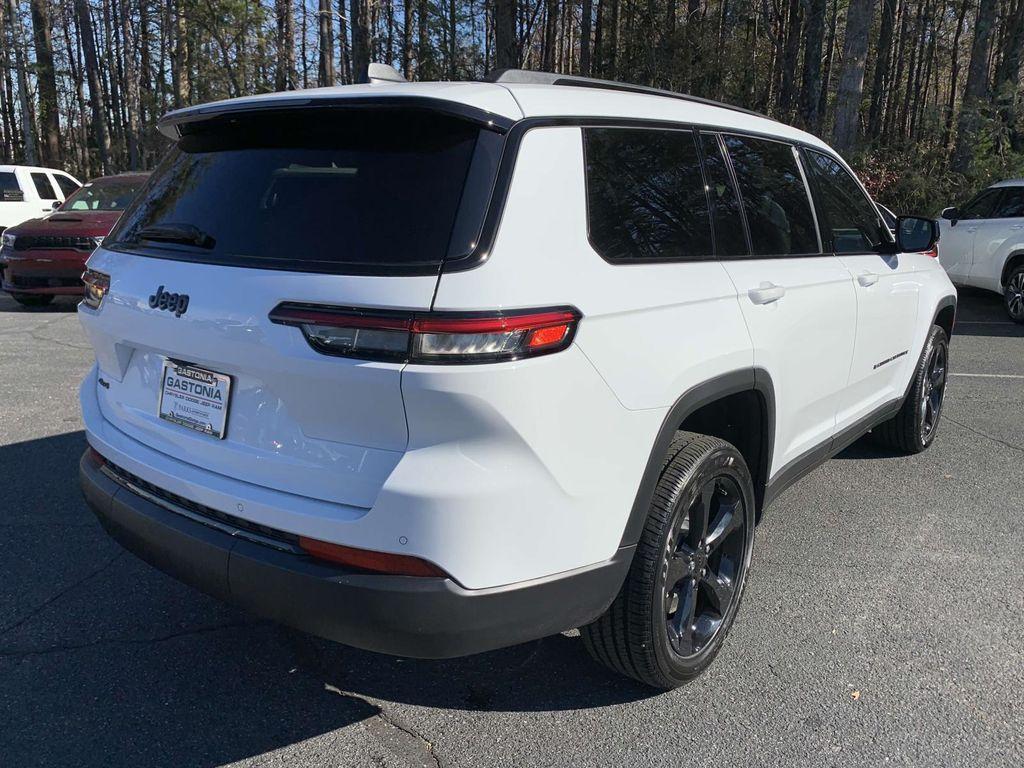 new 2025 Jeep Grand Cherokee L car, priced at $41,330