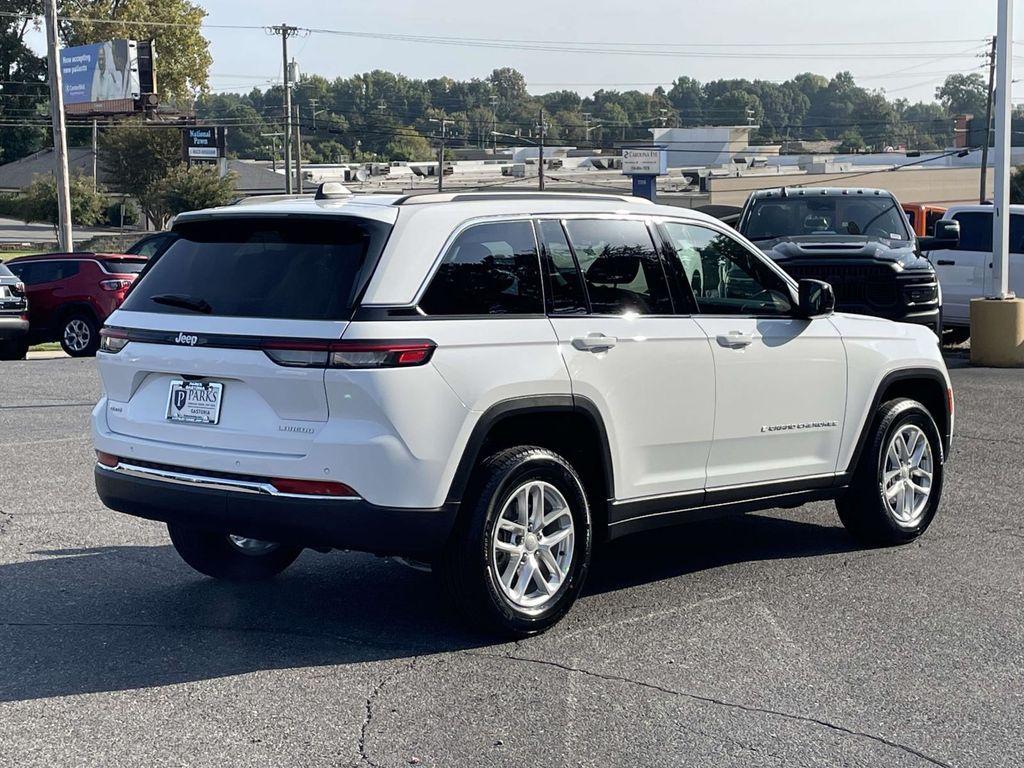 new 2025 Jeep Grand Cherokee car, priced at $37,495
