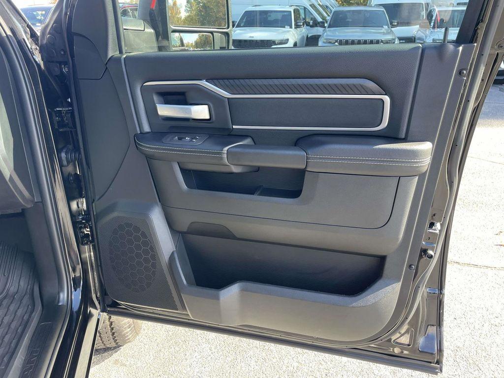 new 2025 Ram 2500 car, priced at $73,685