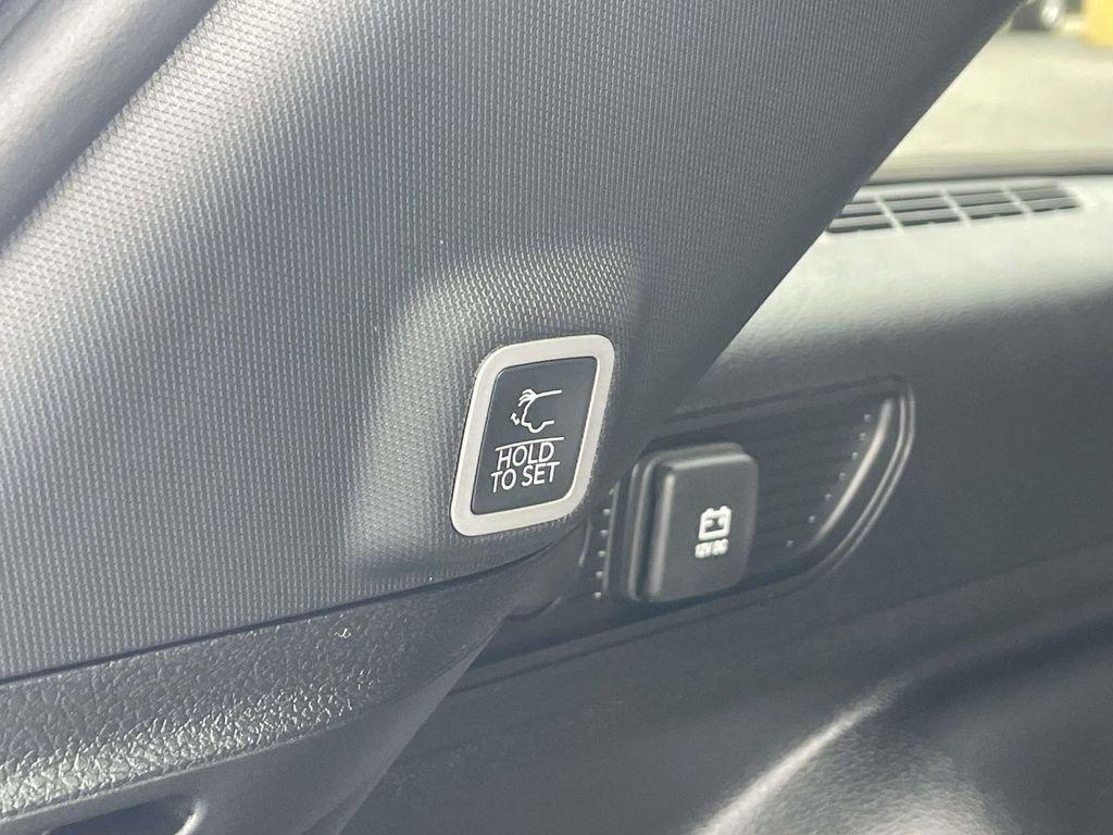 new 2025 Jeep Grand Cherokee car, priced at $45,815