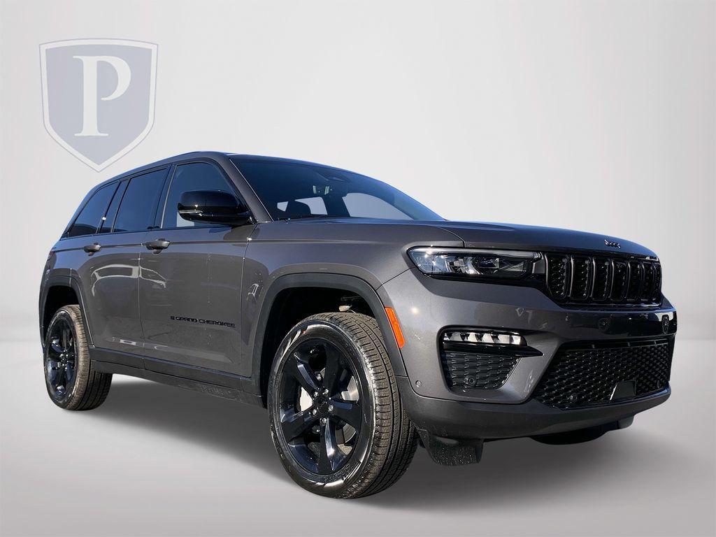 new 2025 Jeep Grand Cherokee car, priced at $50,960