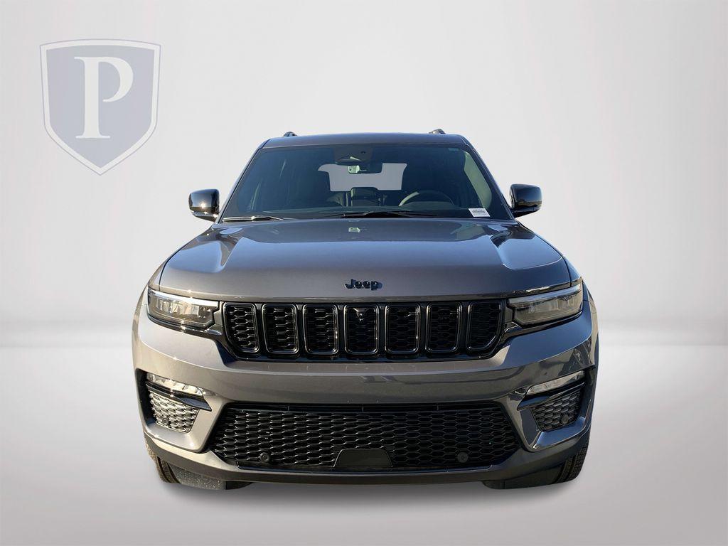 new 2025 Jeep Grand Cherokee car, priced at $50,960