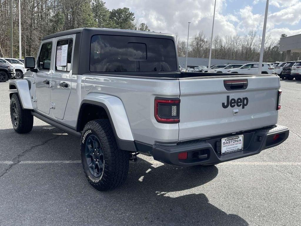 used 2023 Jeep Gladiator car, priced at $34,546