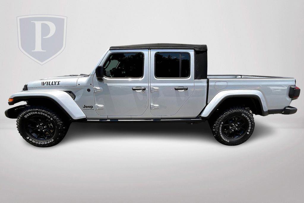 new 2024 Jeep Gladiator car, priced at $40,800