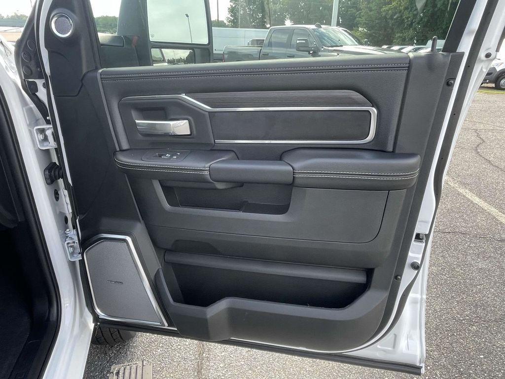 new 2025 Ram 3500 car, priced at $87,520