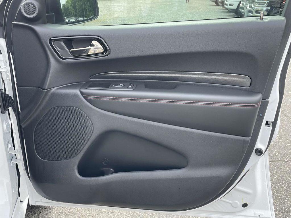 new 2025 Dodge Durango car, priced at $35,995