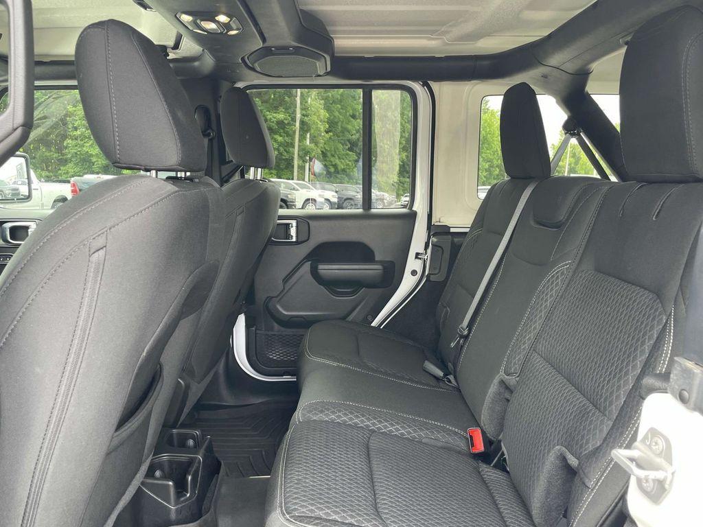 used 2021 Jeep Wrangler Unlimited car, priced at $32,000