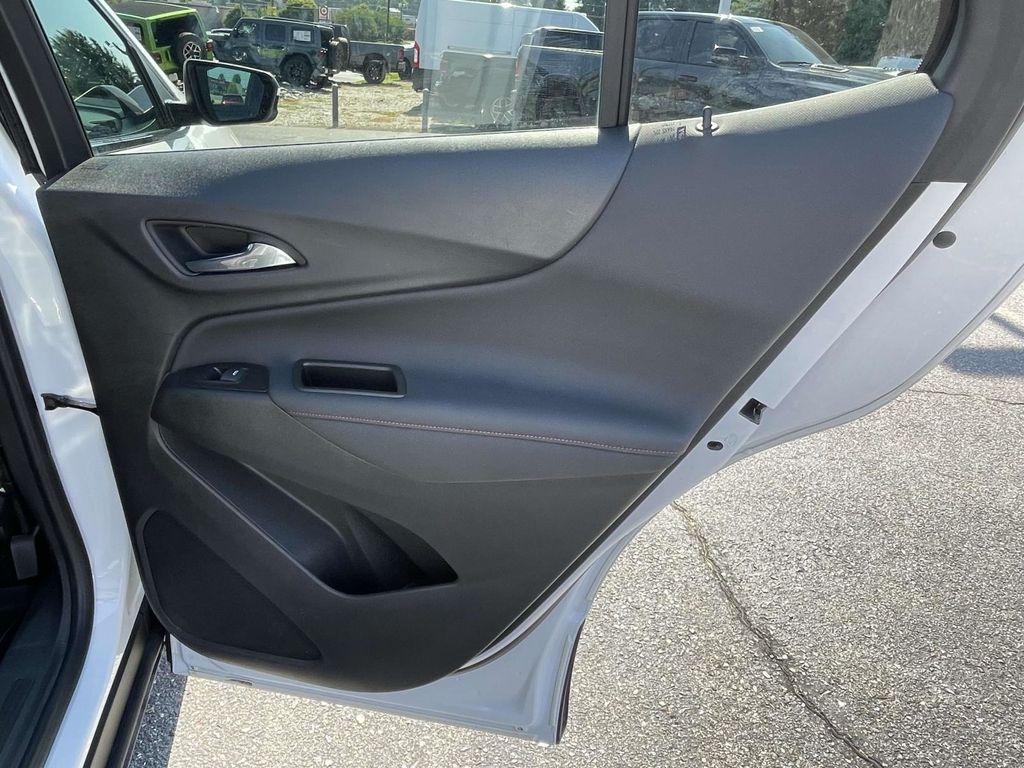 used 2023 Chevrolet Equinox car, priced at $25,734